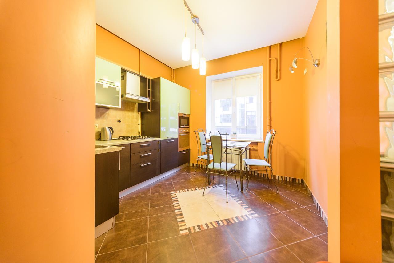 1-Room Apartments Kiev City Center Ngoại thất bức ảnh