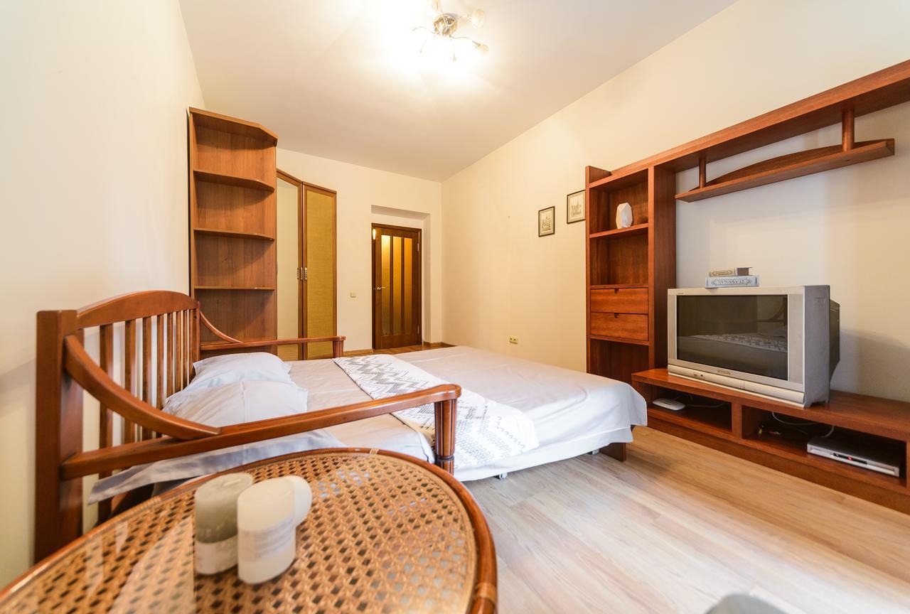 1-Room Apartments Kiev City Center Ngoại thất bức ảnh